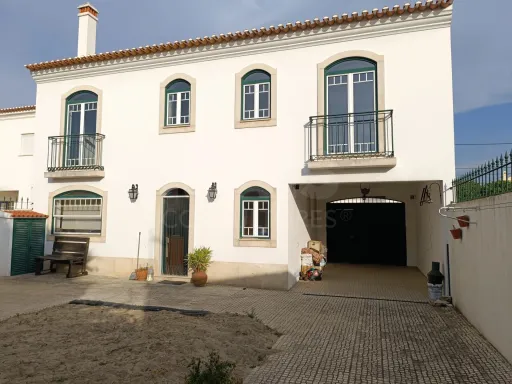 5-bedr. house in Alpiarça