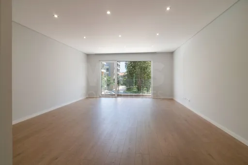 3-Bedroom Apartment at Quinta da Marianas