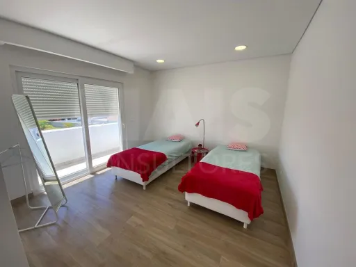 Moradia T3 Duplex com Piscina em Porto Covo