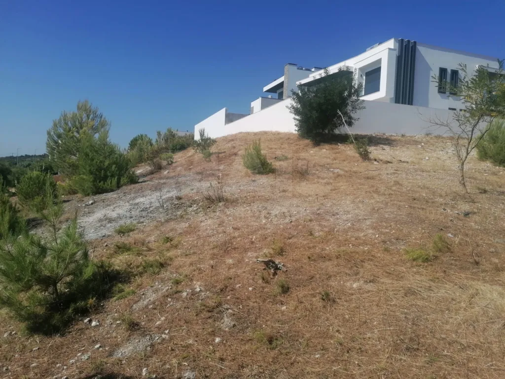 Terreno Urbano Em Alenquer