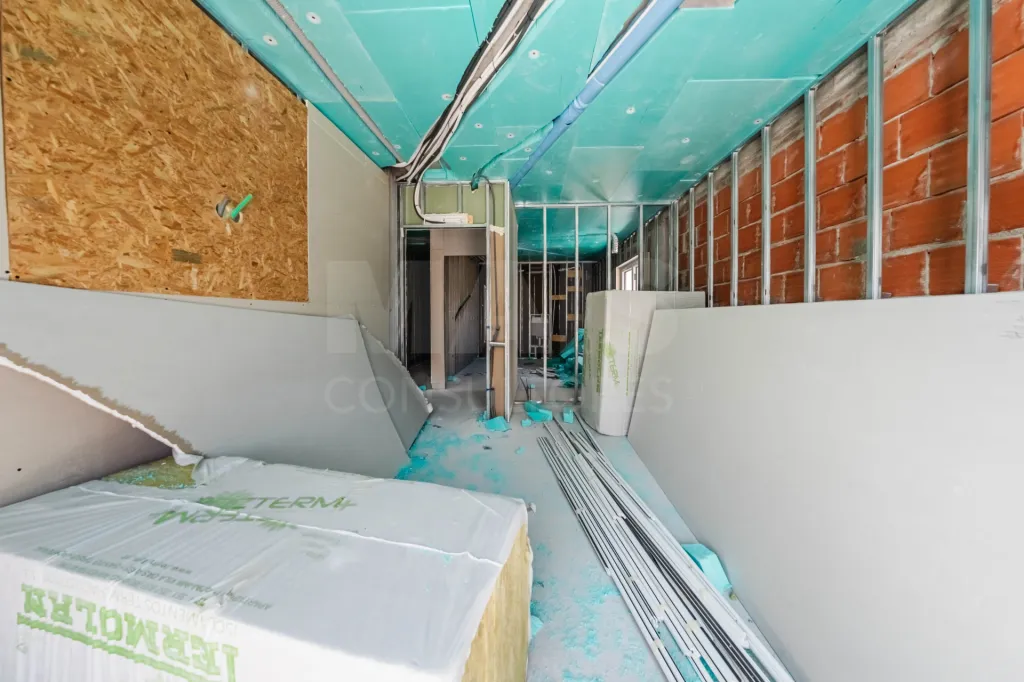 Fração M | apartamento T2 com Varanda e Garagem em Ferrel