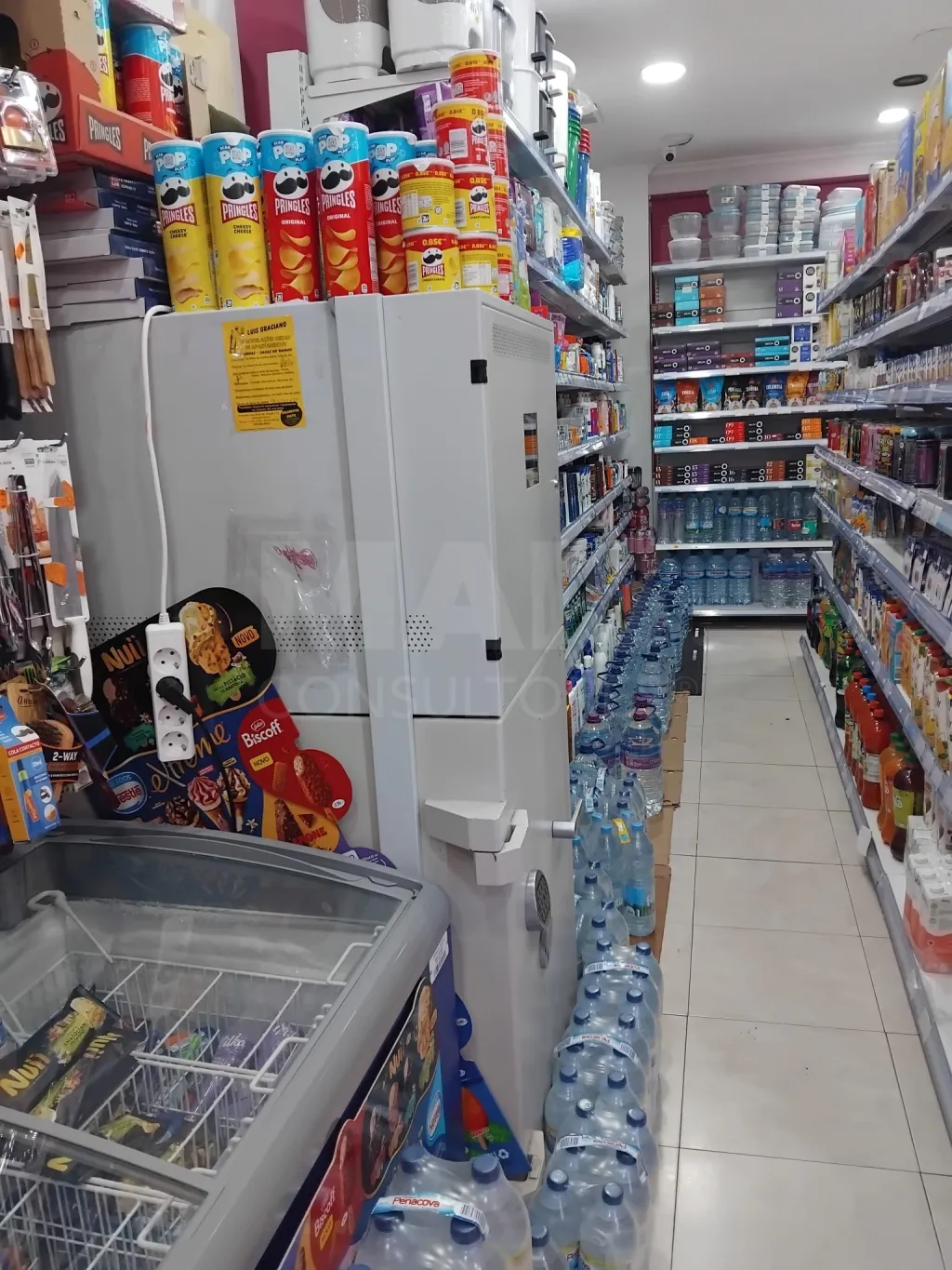 Trespasse de supermercado em Rio de Mouro
