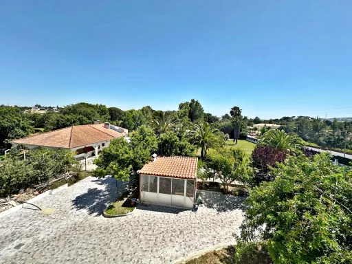 Magnifica Moradia T8 apenas a 35 min de Lisboa