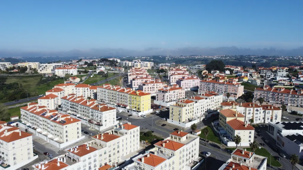 Apartamento T3 Novo com garagem -- Santa Bárbara