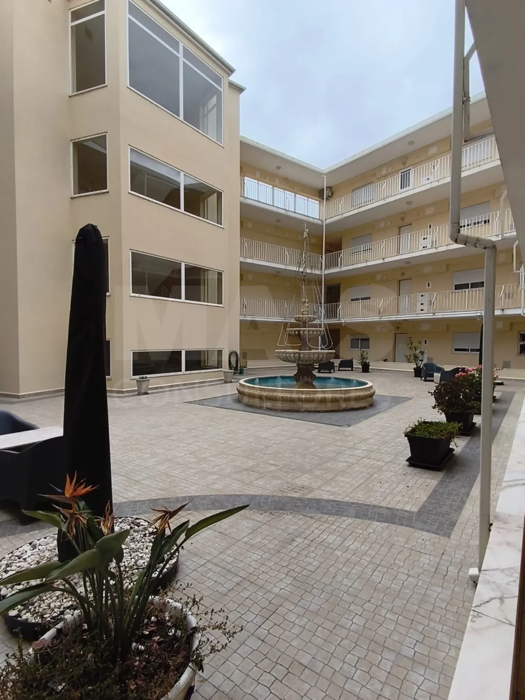 3-bedr. apartment in gated community in Porto Alto / Samora Correia