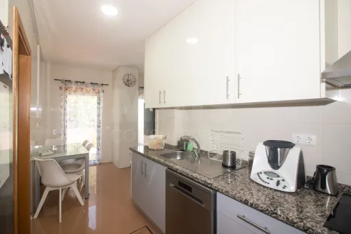 Apartamento T3 com Terraço