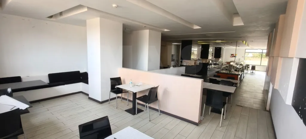 Restaurante em Funcionamento – Samora Correia