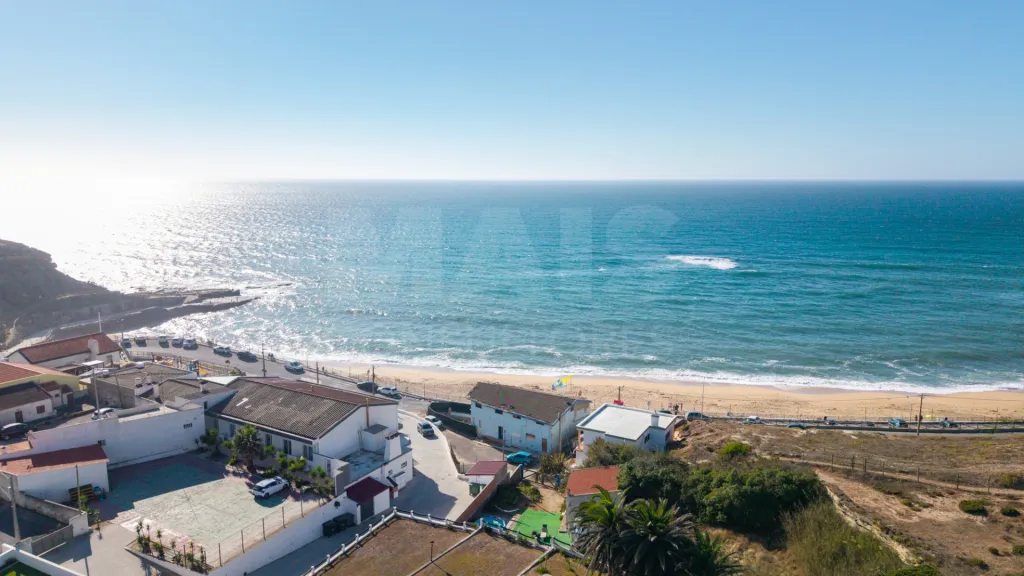Villas Mar – Moradia V3  com piscina e vista mar  a 150 metros da Praia -Fracao B