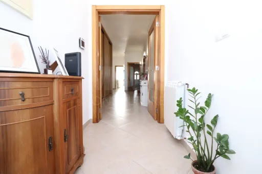 Moradia Térrea T4 Isolada, com Terreno e Garagem Samora Correia