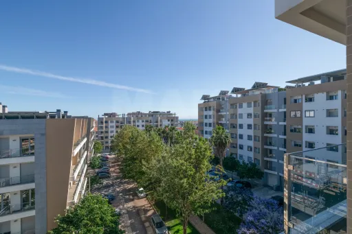 3-Bedroom Apartment in Quinta das Marianas
