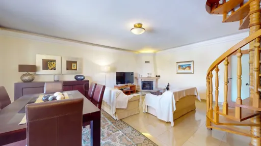 T3 Duplex com Vista Mar e Serra de Sintra – São Domingos de Rana
