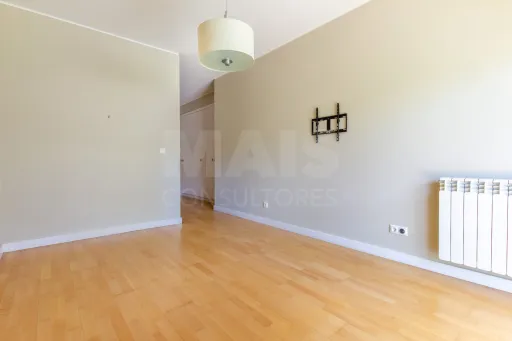 Apartamento T3 + Box