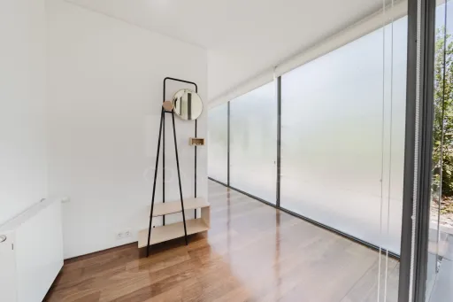 Moradia T4 com piscina inserida num lote com 1191m2