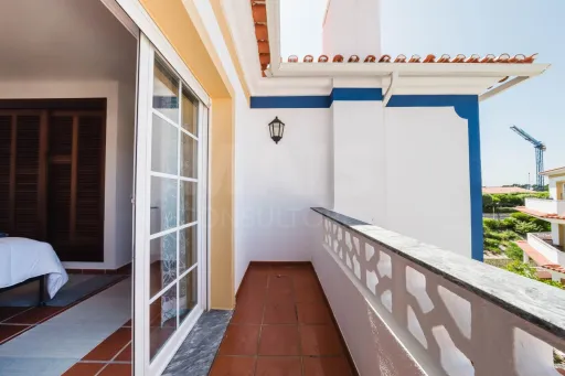 Apartamento T3 com vista mar, piscina e garagem — Praia D'El Rey Golf & Beach Resort