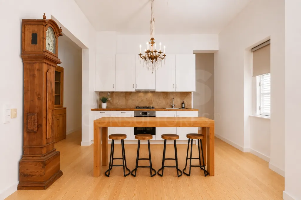 Apartamento T1 com 125 m², Frente ao Centro Náutico, em Alcácer do Sal