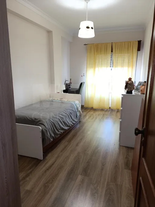 Renovated 2-bedroom apartment in Póvoa de Santa Iria