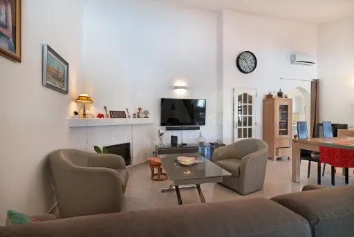 Moradia V3 em Albufeira com piscina