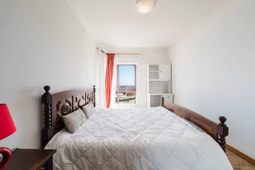 Vista Mar de Sonho | 160 m² 3-Bedroom Apartment with Garage in Peniche