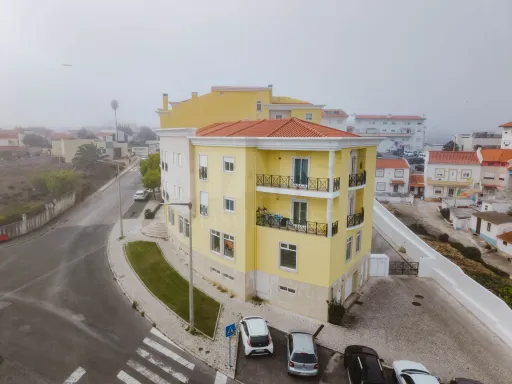 214 m² Store with Potential to Be Converted into a 4-Bedroom Apartment or Two Apartments – Excellent Investment Opportunity