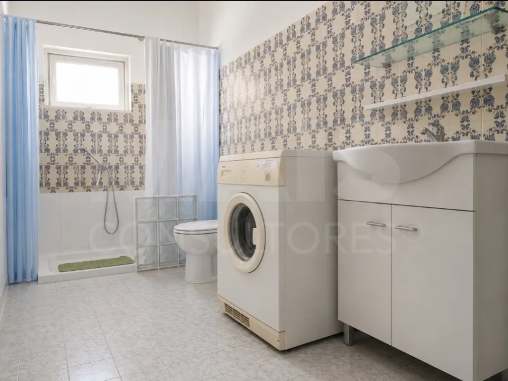 Moradia Bi Familiar inserida num lote de Terreno 1785 m2 em Canha