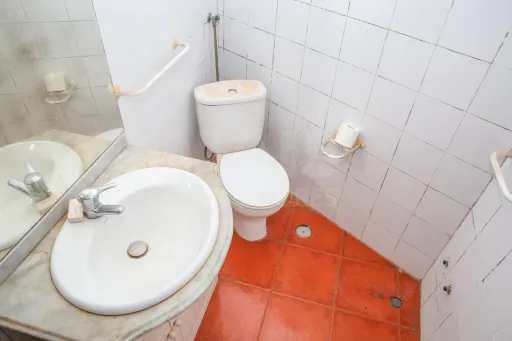 Moradia T1 para Remodelação a 20 Minutos de Alenquer