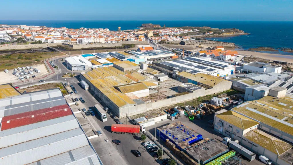 Oportunidade de investimento em Peniche | 8.848 m² | A 150 metros da praia