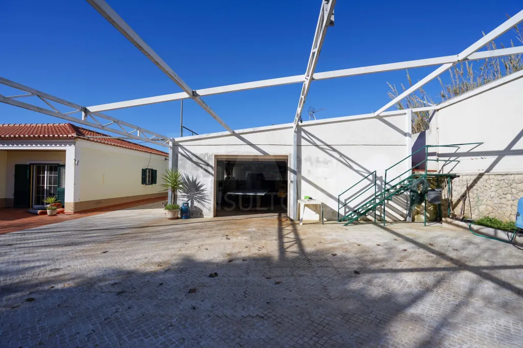 Quinta com moradia térrea em Torres Vedras