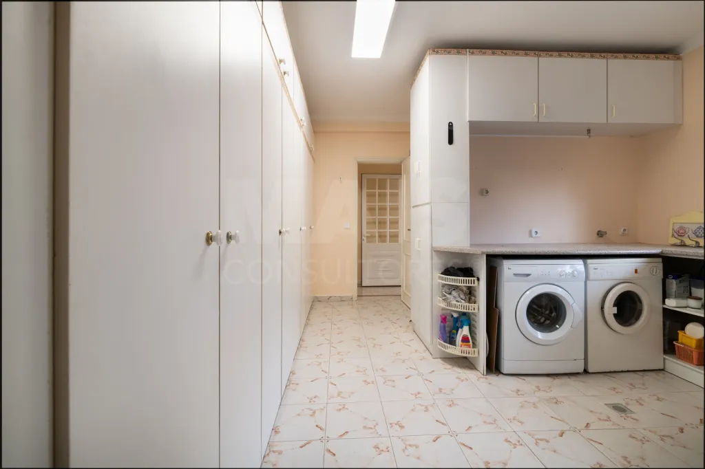 Moradia T5 Pombal Meirinhas Leiria
