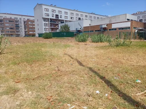 Lotes de terreno urbano para construção de prédios