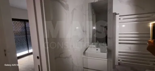 Apartamento T2 em Olhão, sem mobília