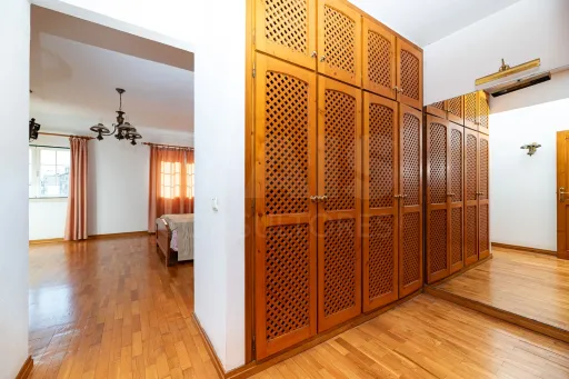Moradia T5 em Salvaterra de Magos com terraço