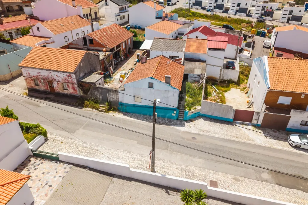 Moradia com Vista Mar nos Casais Mestre Mendo – Projeto de Arquitetura e Grande Potencial de Valorização