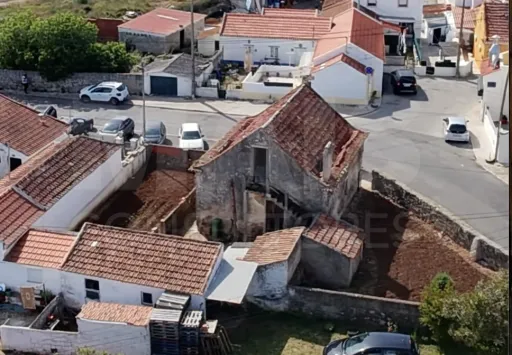 Casa Velha - Memória, potencial e uma nova história na Abrunheira