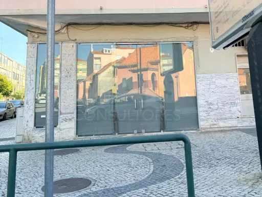 Loja no centro de Alverca do Ribatejo
