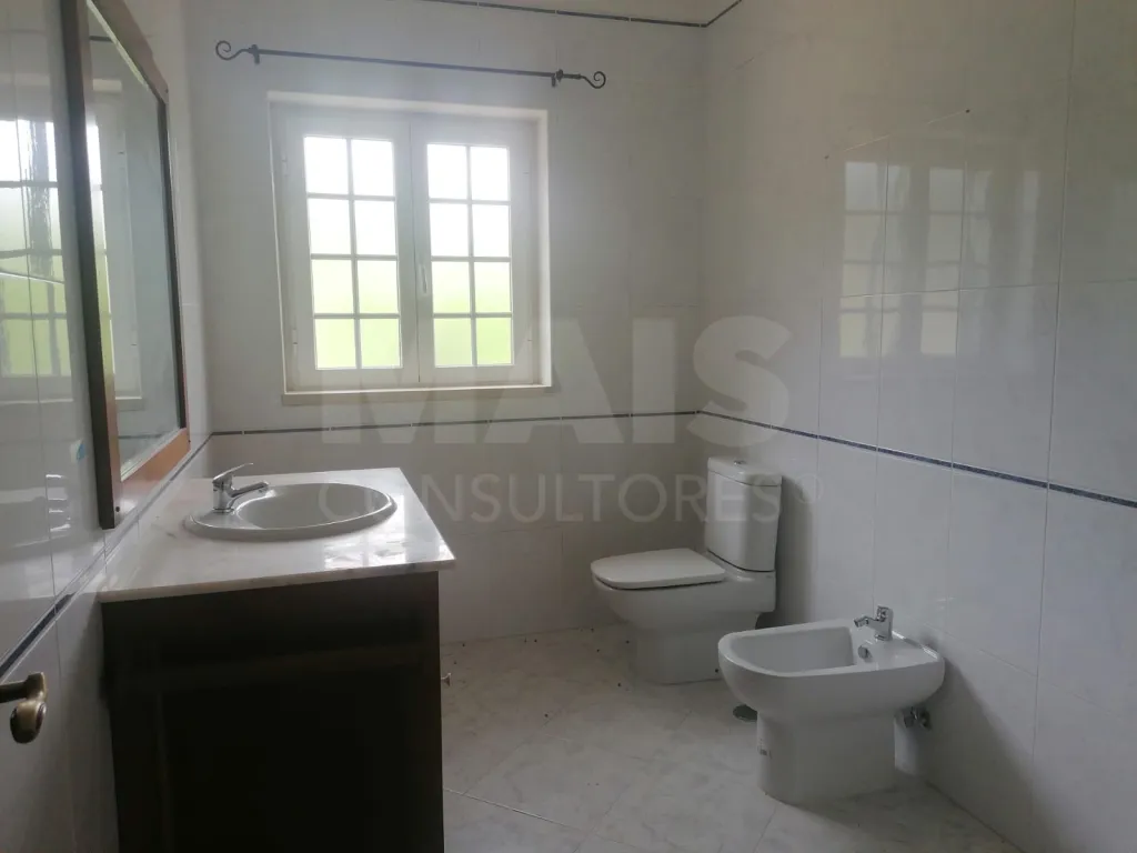 Farm With 7-Bedroom House in Quinta Da Coutada, Vila Franca De Xira