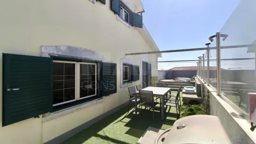 2-Bedroom + 1 Apartment in a Townhouse with a Terrace, Ocean View, Jacuzzi, and Parking!