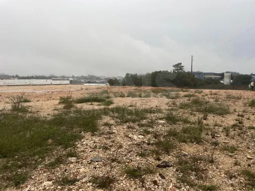 Terreno em Nossa Senhora Das Misericórdias Lombas - Vilar dos Prazeres - Zona Industrial