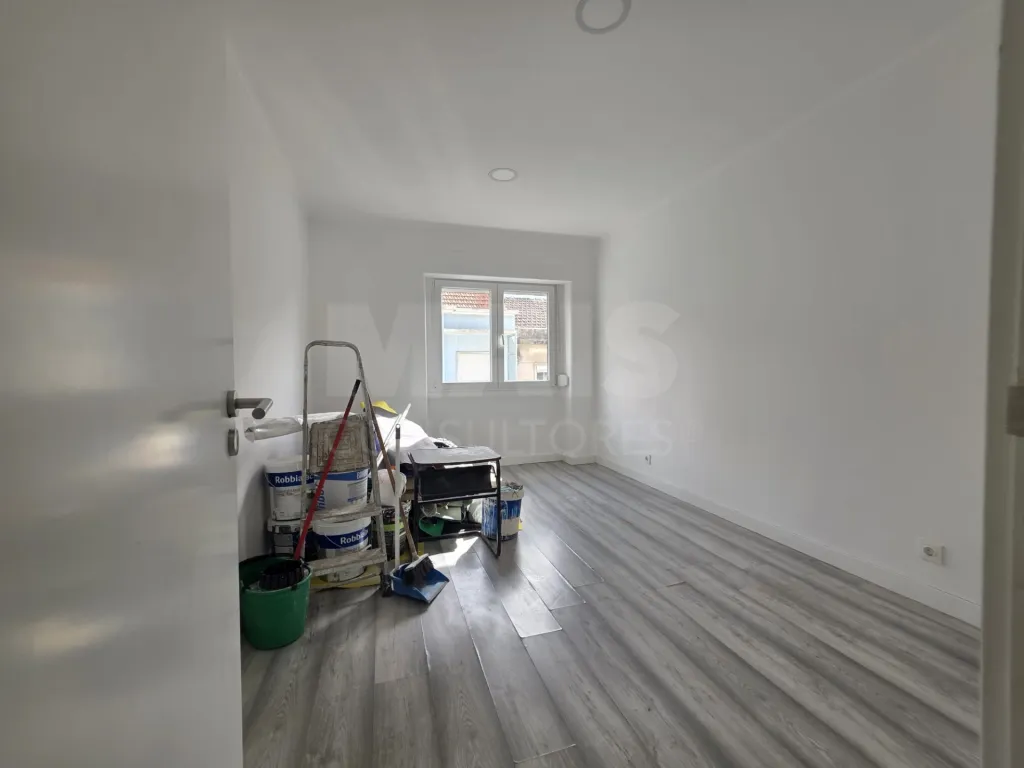 T2+1 remodelado no centro de Queluz |  Equipa Top+