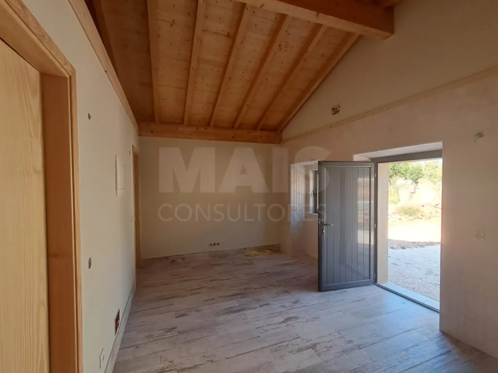 Moradia T1+1 Remodeladas a 10 minutos da cidade