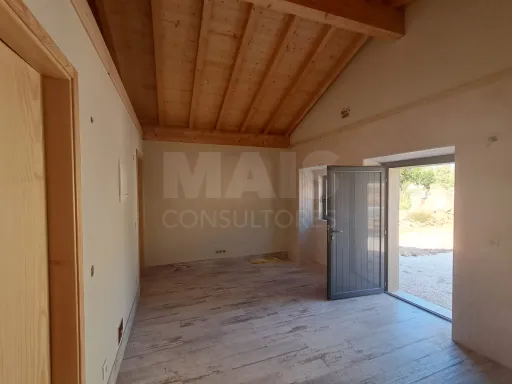 Moradia T1+1 Remodeladas a 10 minutos da cidade