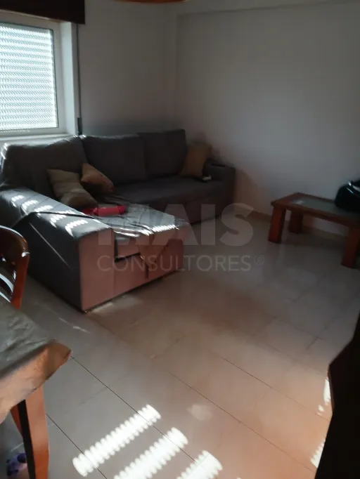 Apartamento T2 no Carregado