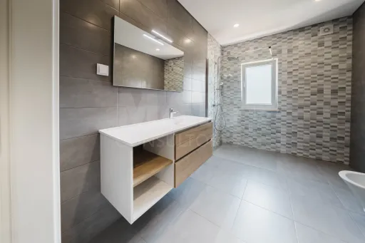 Moradia T3 Moderna, Térrea com Espaço Exterior | Olho Marinho, Óbidos