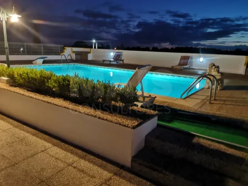 Propriedade com Piscina e Instalações Equestres – Um Refúgio Tranquilo com Potencial de Expansão