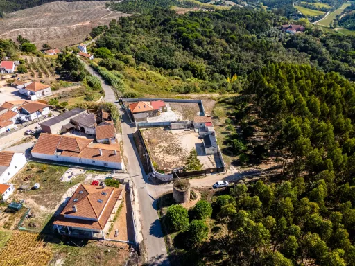 Terreno com projecto aprovado
