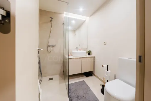 Apartamento T2 com terraço em condomínio privado perto da praia – Honeysands Residences, Areia Branca