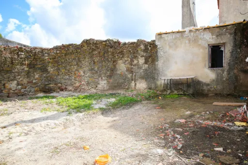 Moradia T2 em Vila Verde dos Francos
