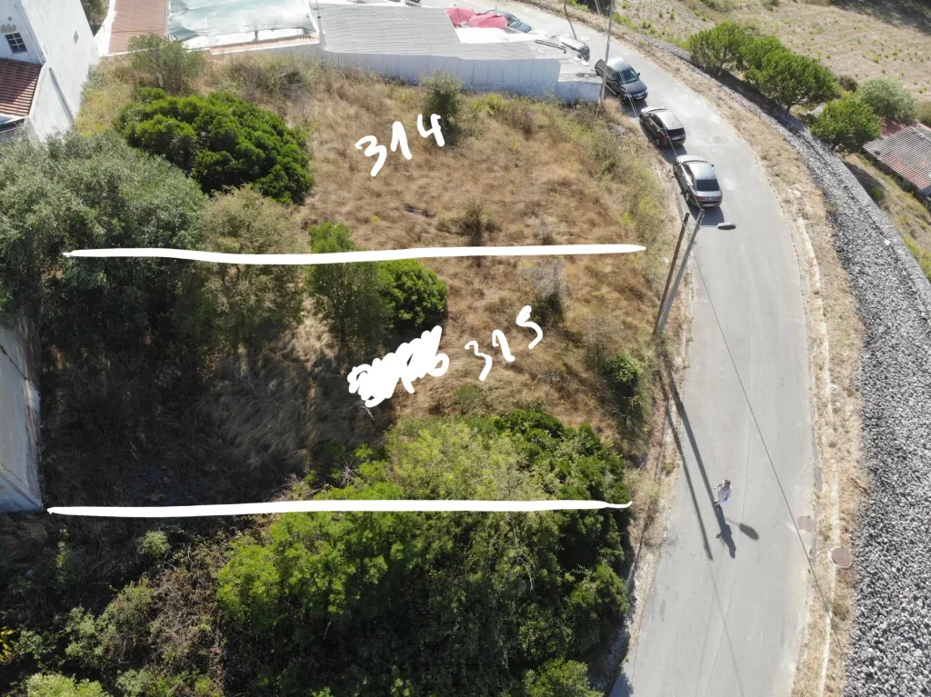 Terreno para construção na Quinta da Coutada em Vila Franca de Xira