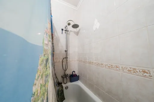 Apartamento T3 c/ terraço privado