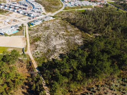 Terreno com Viabilidade para 7 Moradias | Salir do Porto