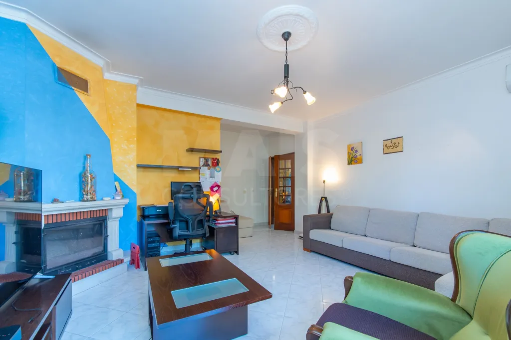 Apartamento T2 em Samora Correia